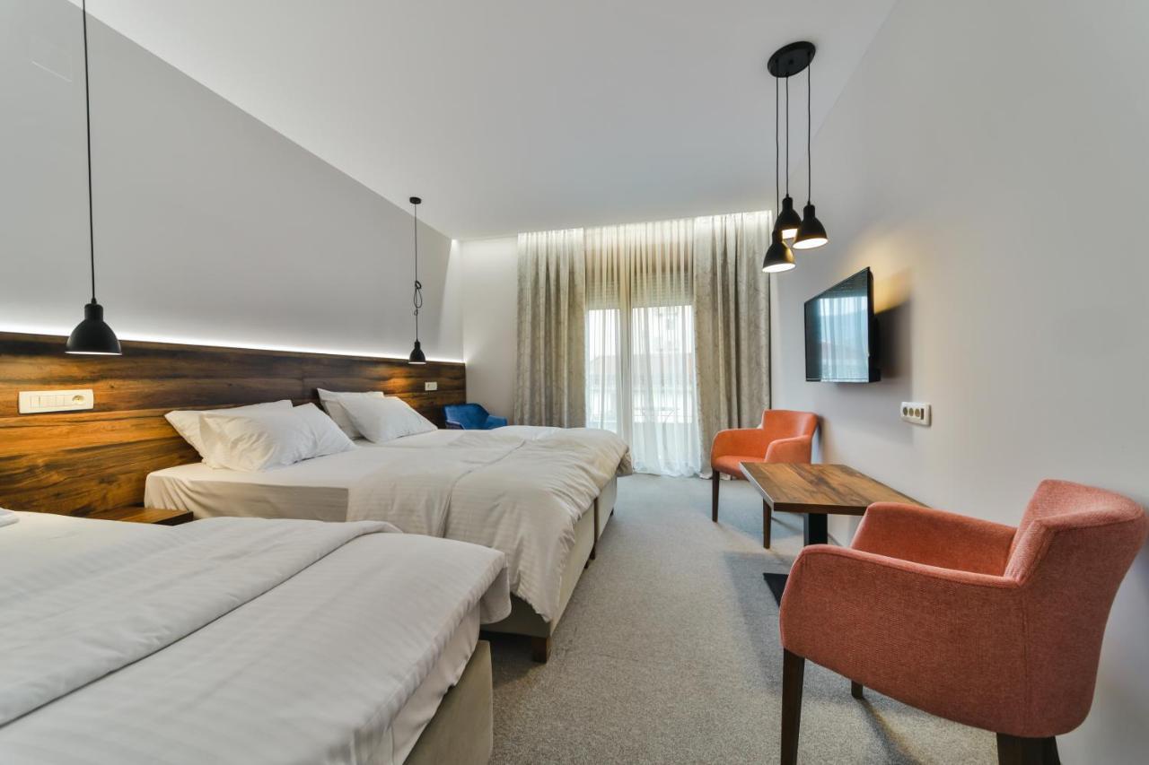 Hotel Vladimir ブドヴァ エクステリア 写真
